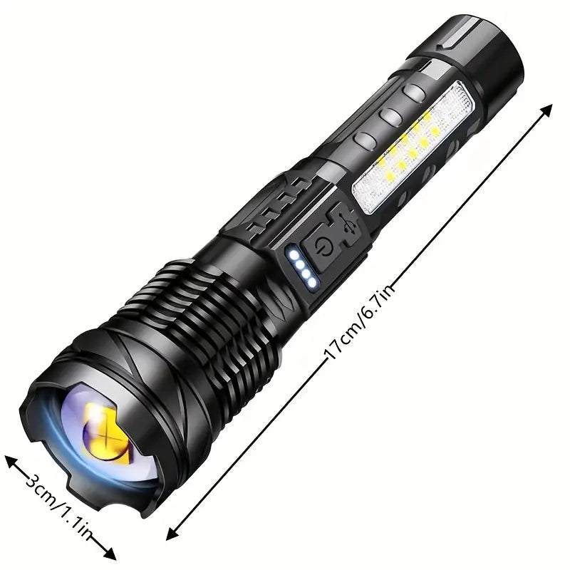 OutdoorHaven Militær Lommelygte - 5000 Lumen