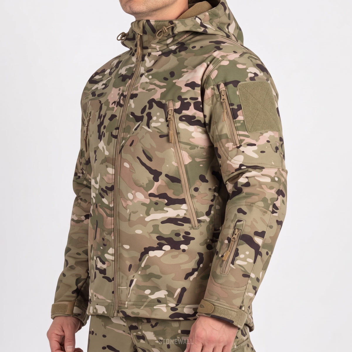 Camouflage Jakke Herre – set fra siden